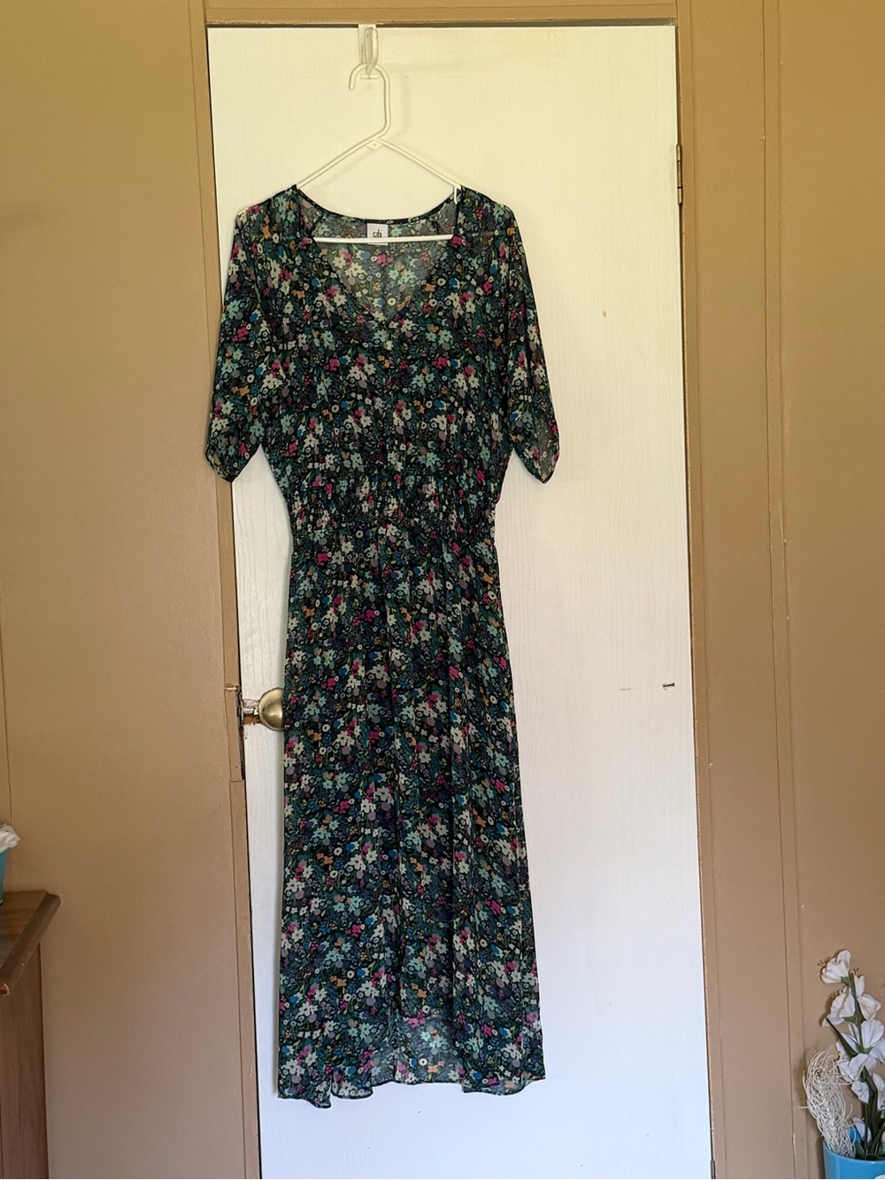 Floral V-Neck Midi Dress